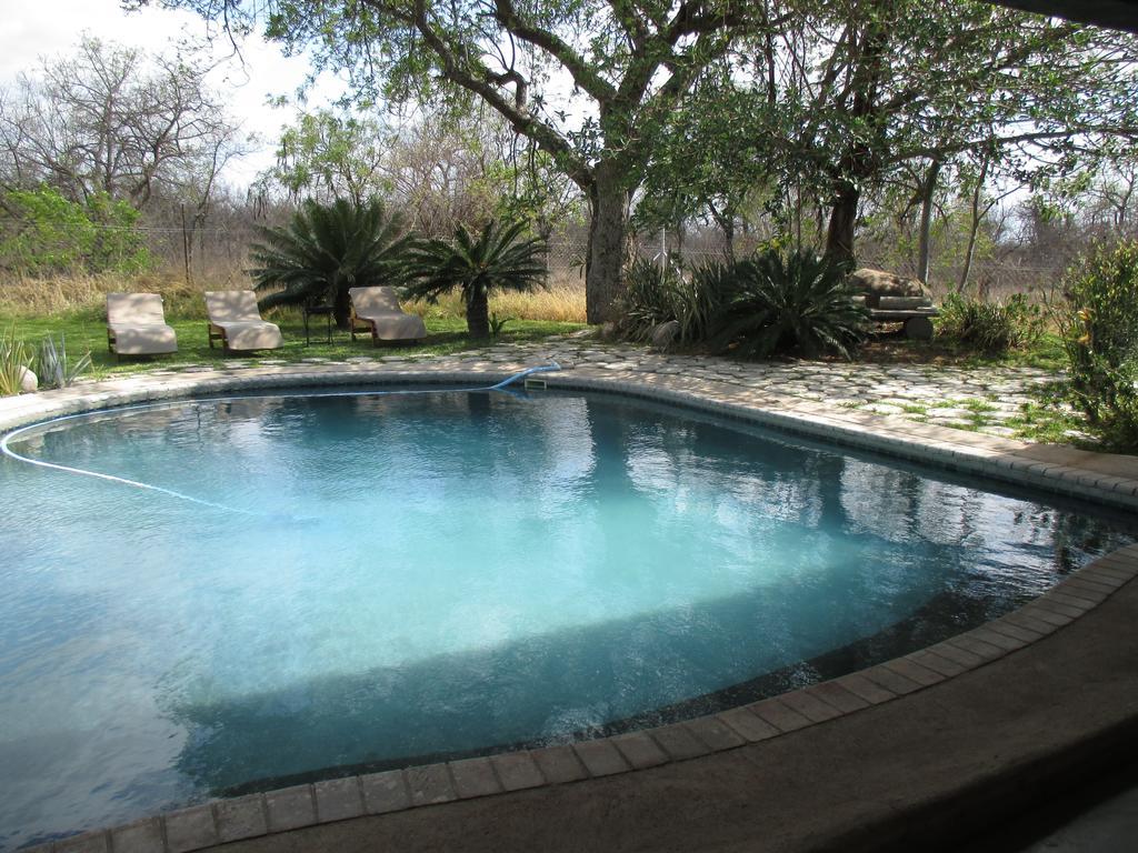 Tingala Lodge - Bed In The Bush Phalaborwa Esterno foto