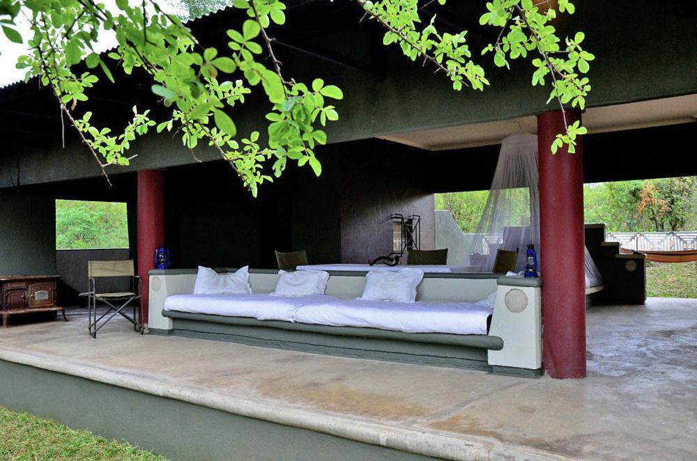 Tingala Lodge - Bed In The Bush Phalaborwa Esterno foto