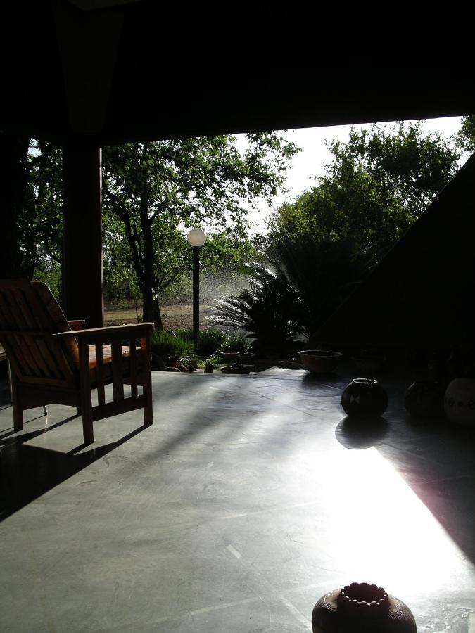 Tingala Lodge - Bed In The Bush Phalaborwa Esterno foto